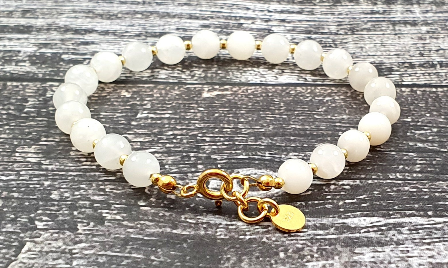 Moonstone White Bracelet With Silver Beads